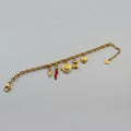 Bracciale a Catena in Acciaio Dorato con 5 Charm — Mano di Fatima, Cornicello, Sacro Cuore e Orsacchiotto
