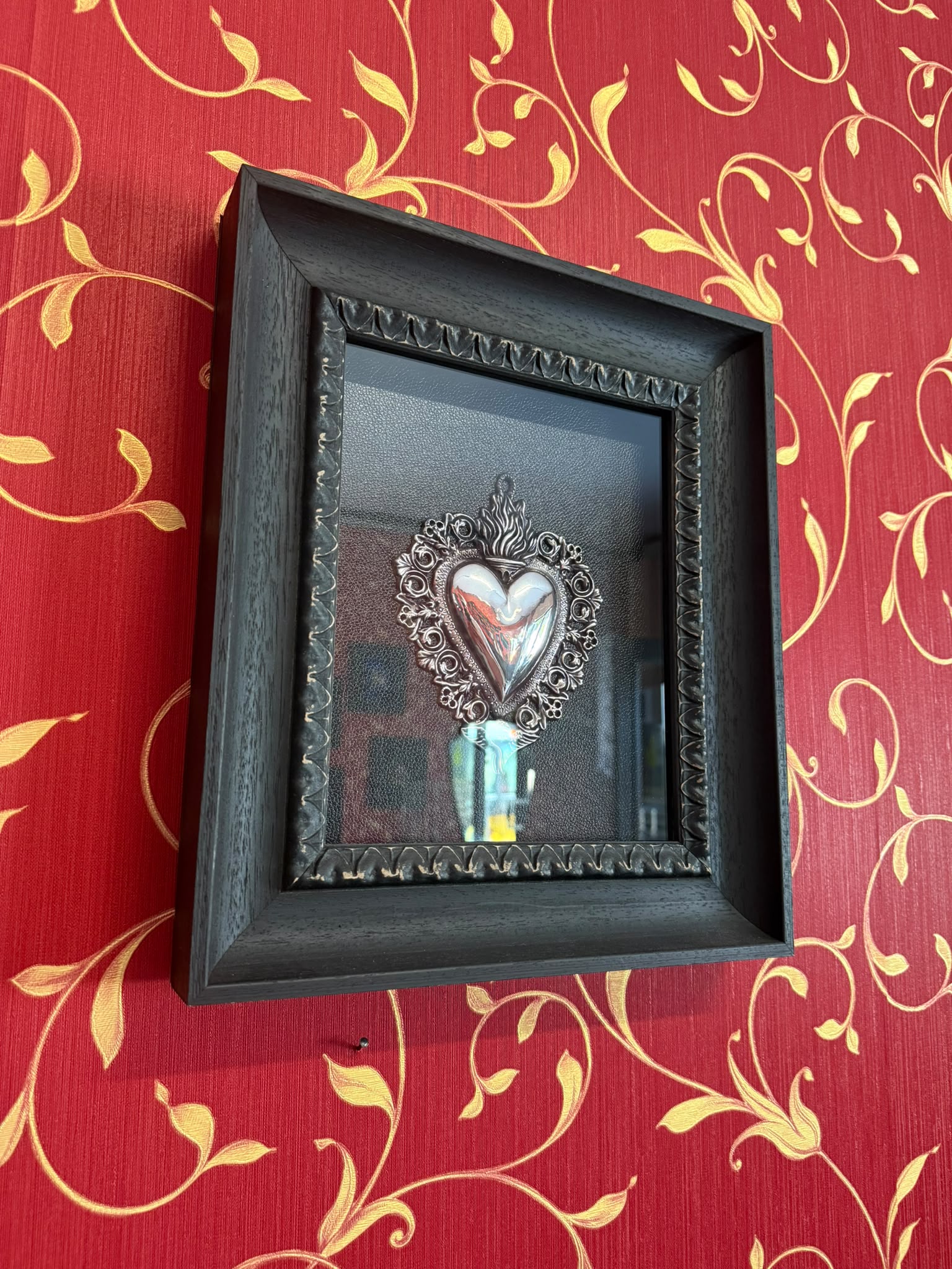 Serie Dark Wood - Quadro Ex Voto Sacro Cuore su Ecopelle Nera 32x37