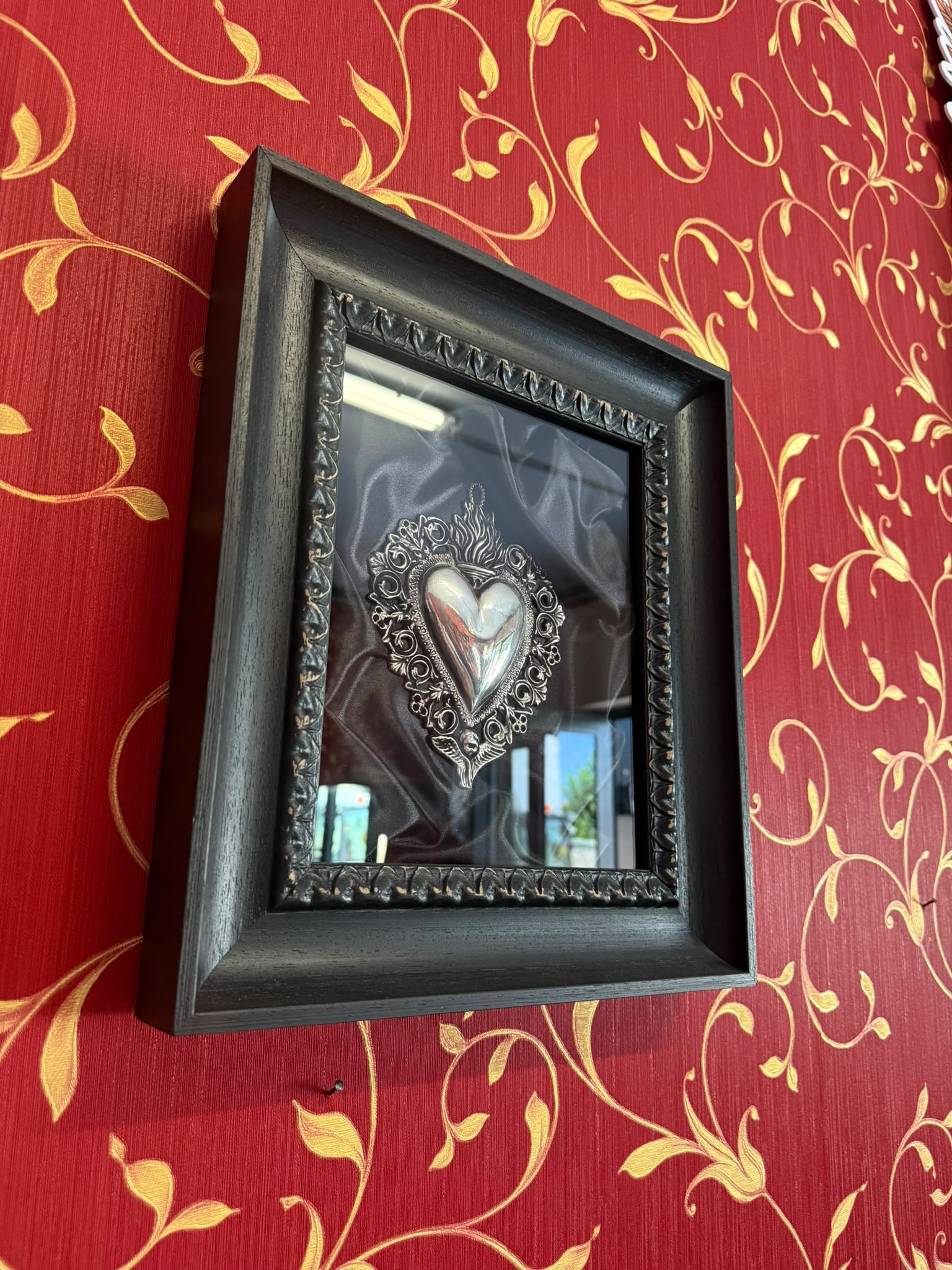 Serie Dark Wood - Quadro Ex Voto Sacro Cuore su Raso Nero 32x37