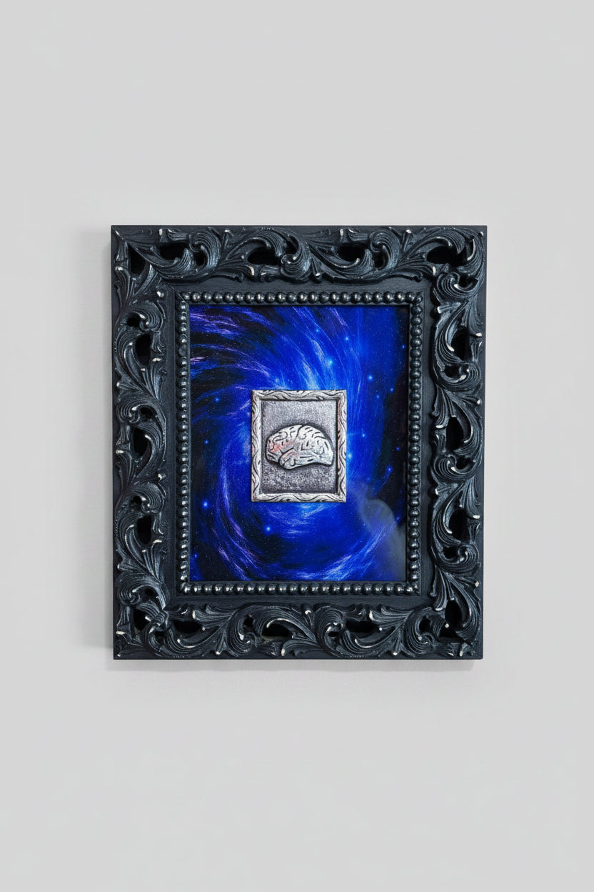 Serie Nebula Sacra - Quadro Ex Voto Cervello su Stampa Galassia su Plexiglass 34x39