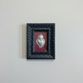 Serie Obsidian Leaf - Quadro Ex Voto Sacro Cuore su Ecopelle Bordeaux 18x23