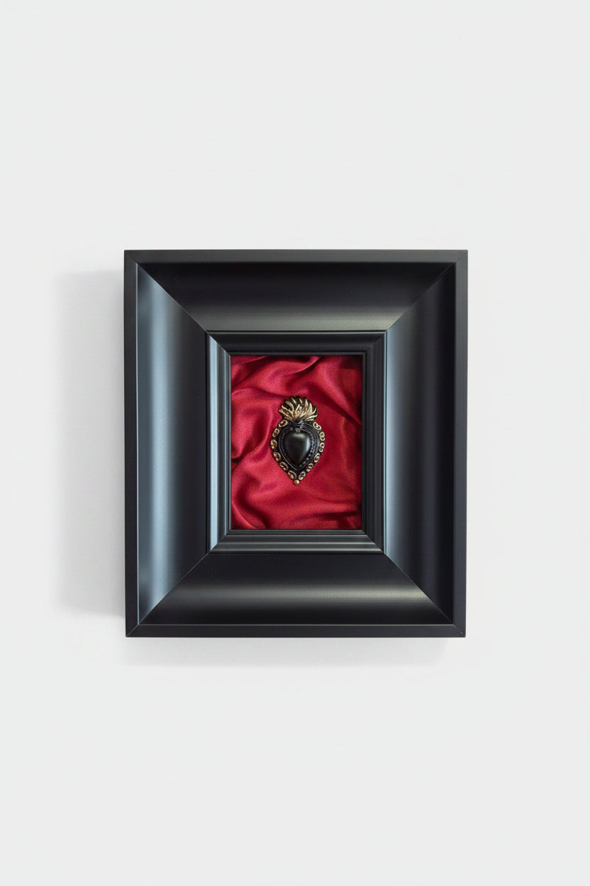 Quadro Ex Voto Sacro Cuore Nero con Dettagli Oro - Raso Bordeaux 20x23